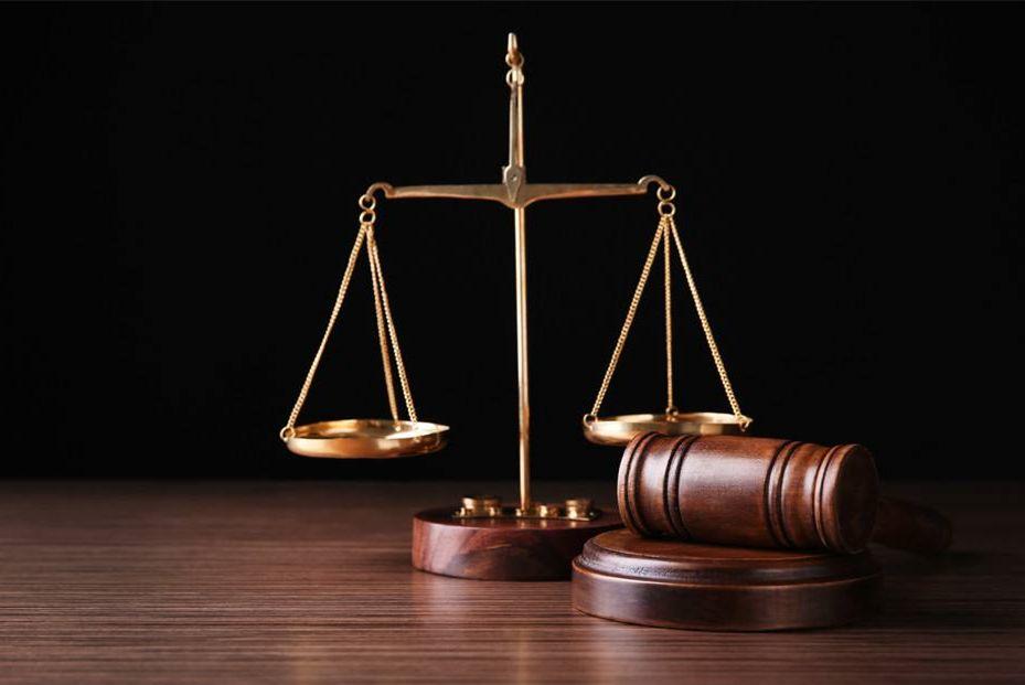 离婚律师咨询/夫妻离婚孩子抚养权怎么判？